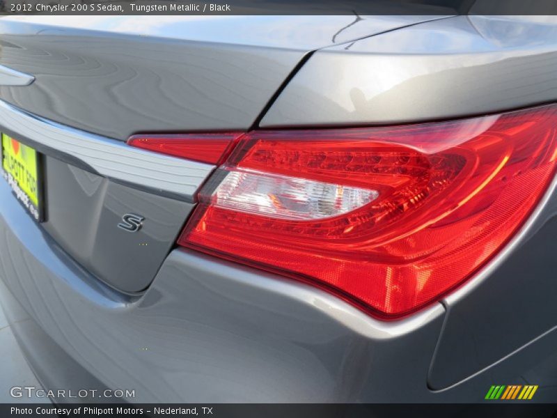 Tungsten Metallic / Black 2012 Chrysler 200 S Sedan