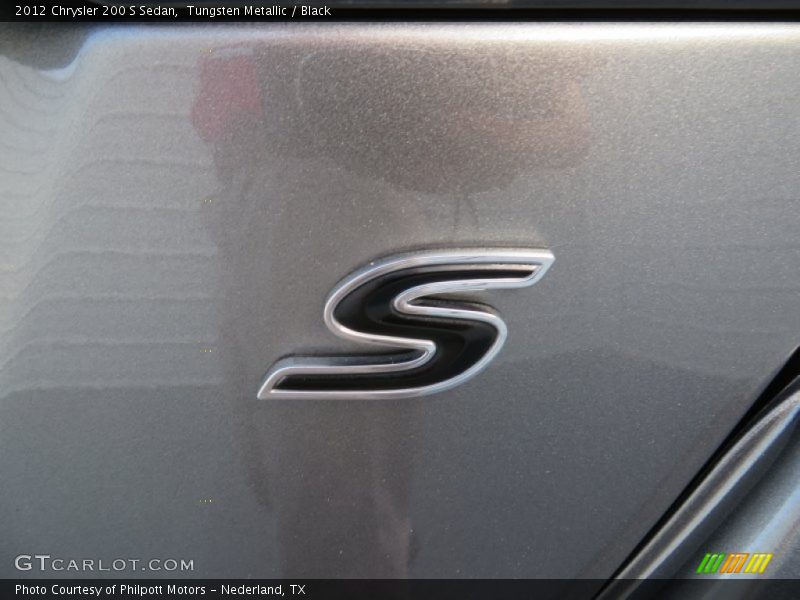 Tungsten Metallic / Black 2012 Chrysler 200 S Sedan