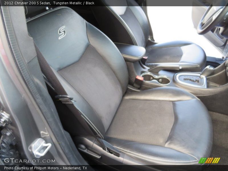 Tungsten Metallic / Black 2012 Chrysler 200 S Sedan