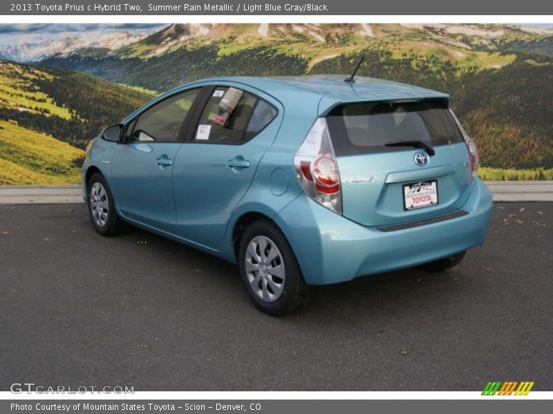 Summer Rain Metallic / Light Blue Gray/Black 2013 Toyota Prius c Hybrid Two
