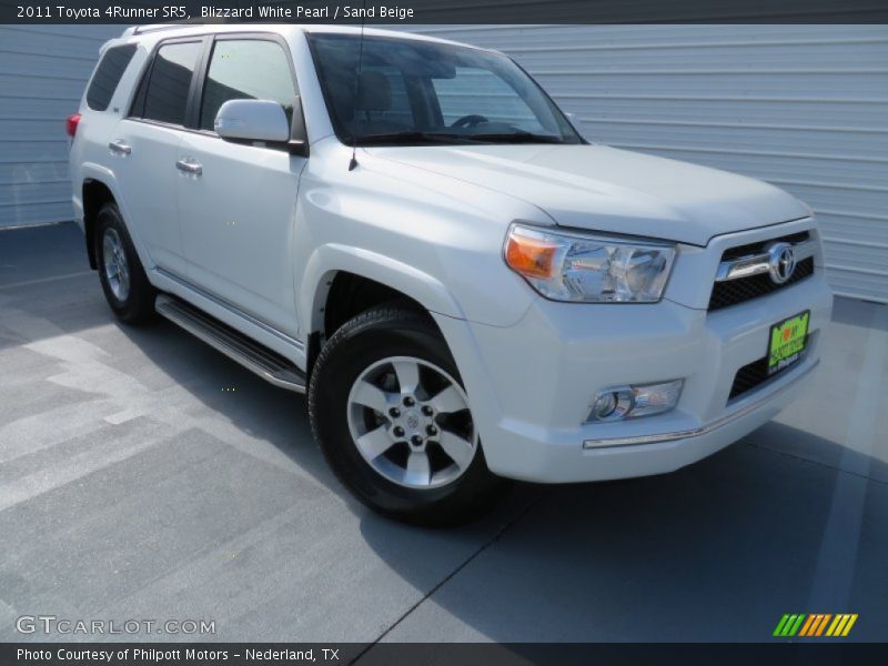 Blizzard White Pearl / Sand Beige 2011 Toyota 4Runner SR5