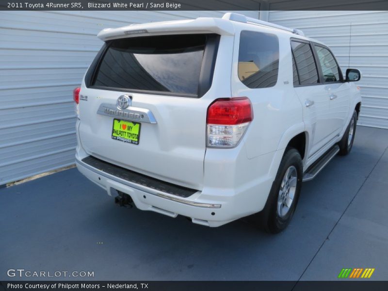 Blizzard White Pearl / Sand Beige 2011 Toyota 4Runner SR5
