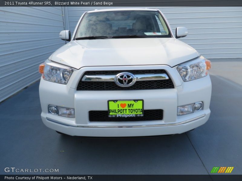 Blizzard White Pearl / Sand Beige 2011 Toyota 4Runner SR5