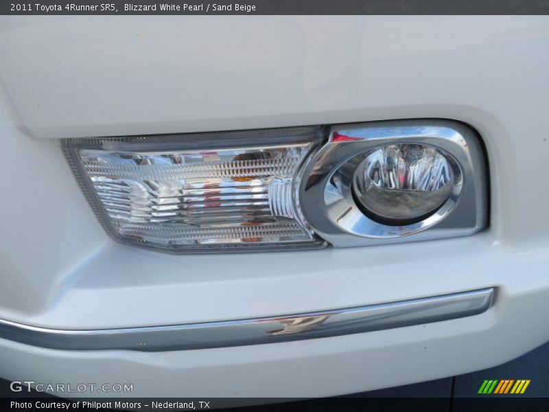 Blizzard White Pearl / Sand Beige 2011 Toyota 4Runner SR5