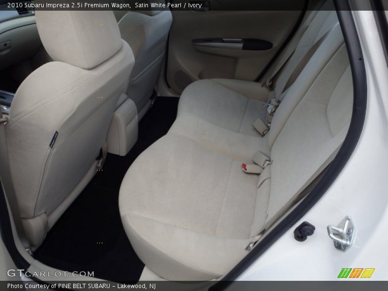 Satin White Pearl / Ivory 2010 Subaru Impreza 2.5i Premium Wagon