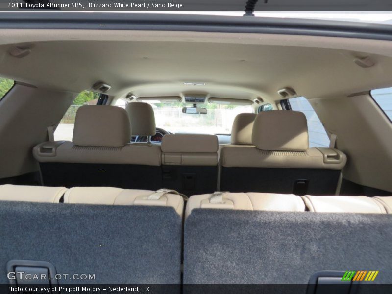 Blizzard White Pearl / Sand Beige 2011 Toyota 4Runner SR5