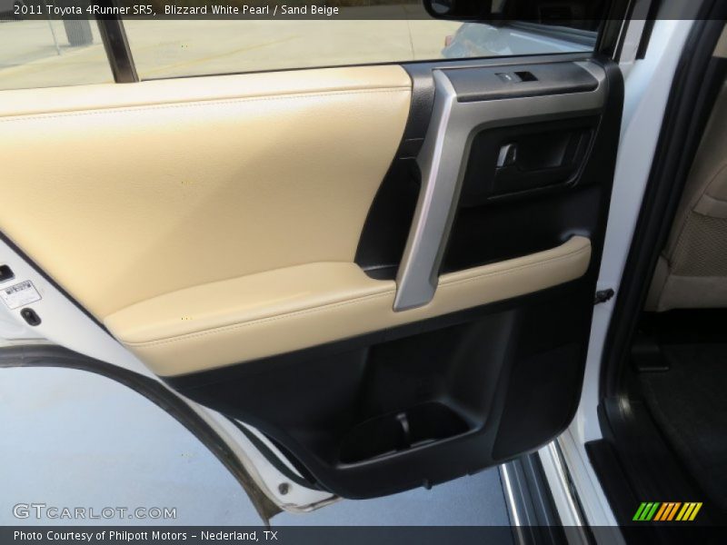 Blizzard White Pearl / Sand Beige 2011 Toyota 4Runner SR5