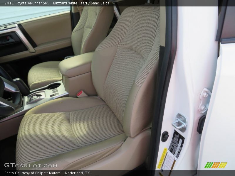 Blizzard White Pearl / Sand Beige 2011 Toyota 4Runner SR5