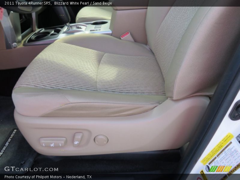 Blizzard White Pearl / Sand Beige 2011 Toyota 4Runner SR5