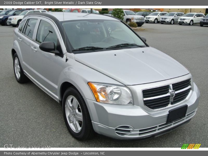Bright Silver Metallic / Dark Slate Gray 2009 Dodge Caliber SXT