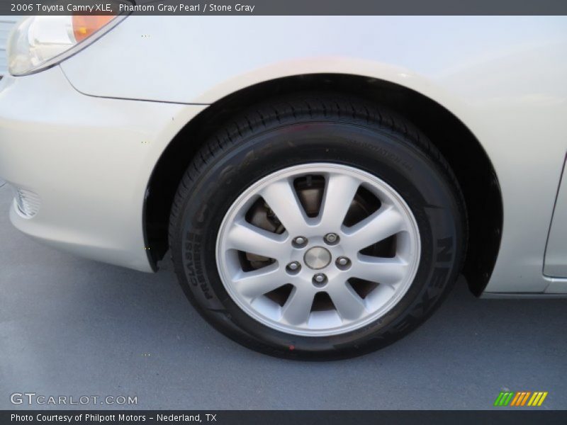 Phantom Gray Pearl / Stone Gray 2006 Toyota Camry XLE