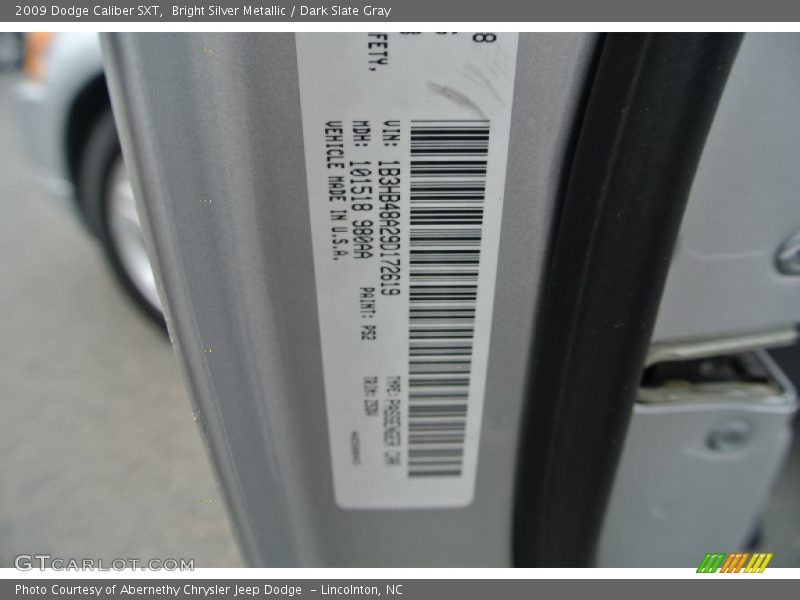 Bright Silver Metallic / Dark Slate Gray 2009 Dodge Caliber SXT