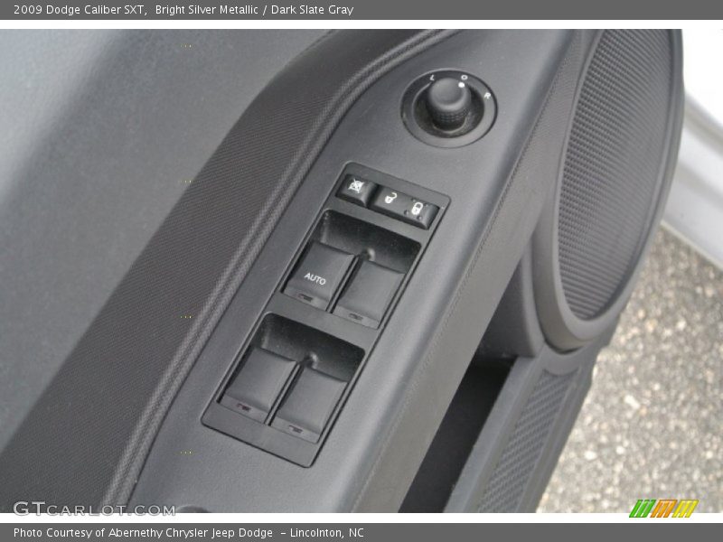 Bright Silver Metallic / Dark Slate Gray 2009 Dodge Caliber SXT