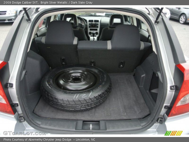 Bright Silver Metallic / Dark Slate Gray 2009 Dodge Caliber SXT