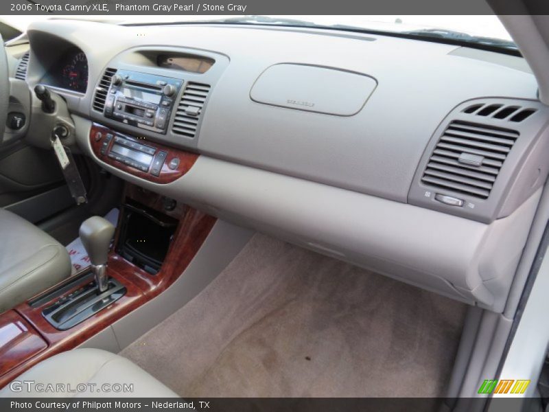 Phantom Gray Pearl / Stone Gray 2006 Toyota Camry XLE