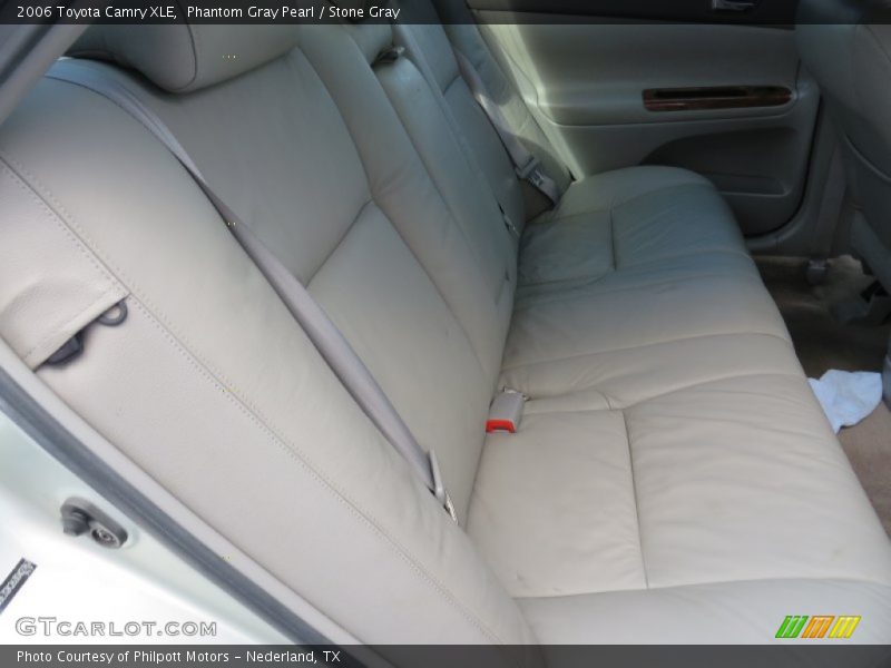 Phantom Gray Pearl / Stone Gray 2006 Toyota Camry XLE