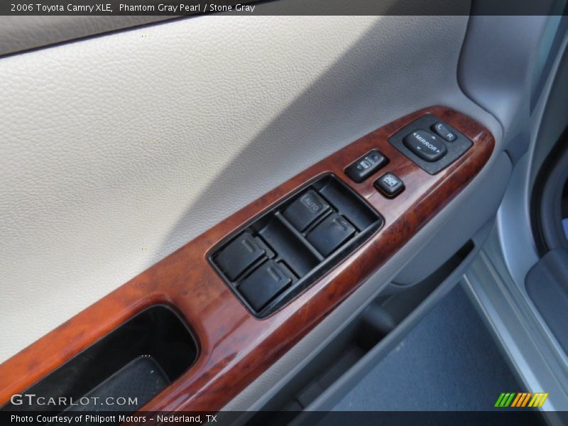 Phantom Gray Pearl / Stone Gray 2006 Toyota Camry XLE