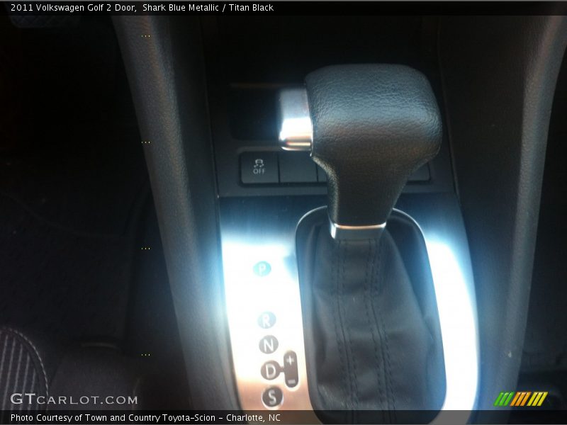 Shark Blue Metallic / Titan Black 2011 Volkswagen Golf 2 Door