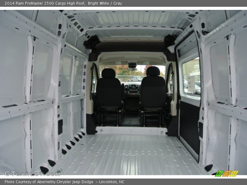  2014 ProMaster 2500 Cargo High Roof Trunk
