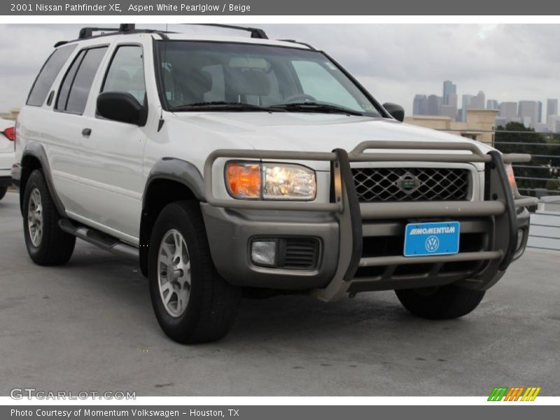 Aspen White Pearlglow / Beige 2001 Nissan Pathfinder XE