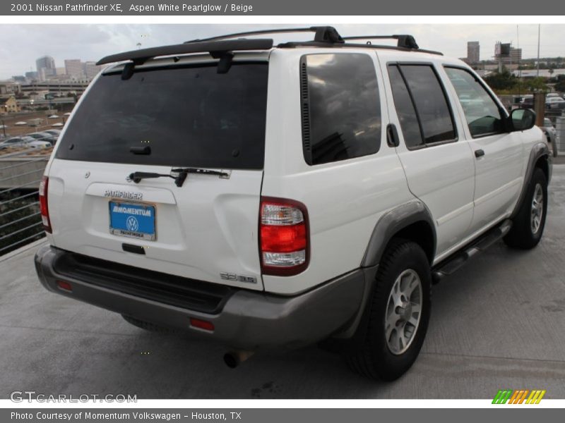 Aspen White Pearlglow / Beige 2001 Nissan Pathfinder XE