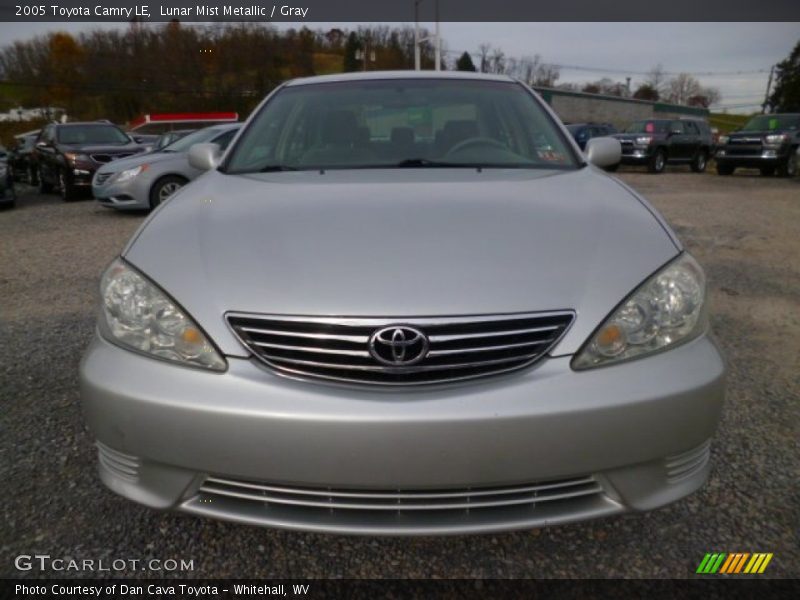 Lunar Mist Metallic / Gray 2005 Toyota Camry LE