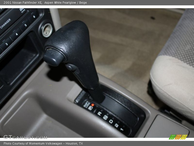 Aspen White Pearlglow / Beige 2001 Nissan Pathfinder XE