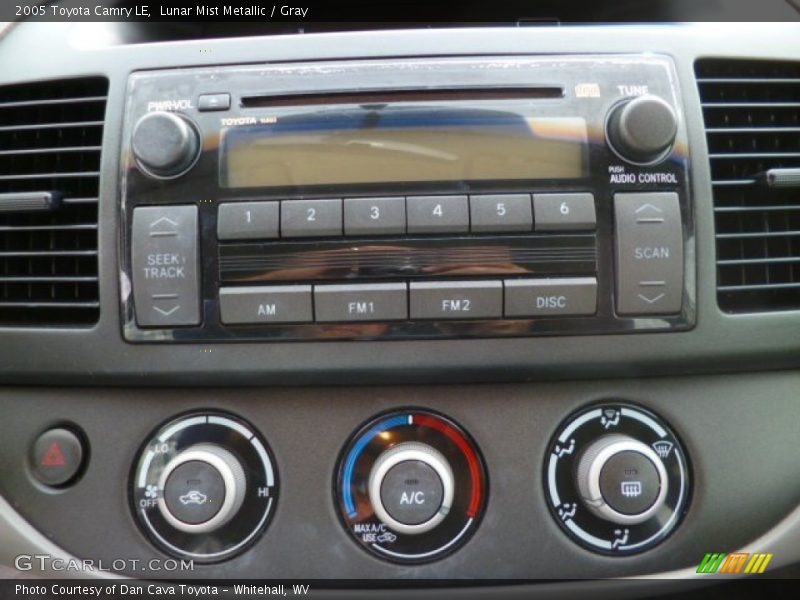 Lunar Mist Metallic / Gray 2005 Toyota Camry LE