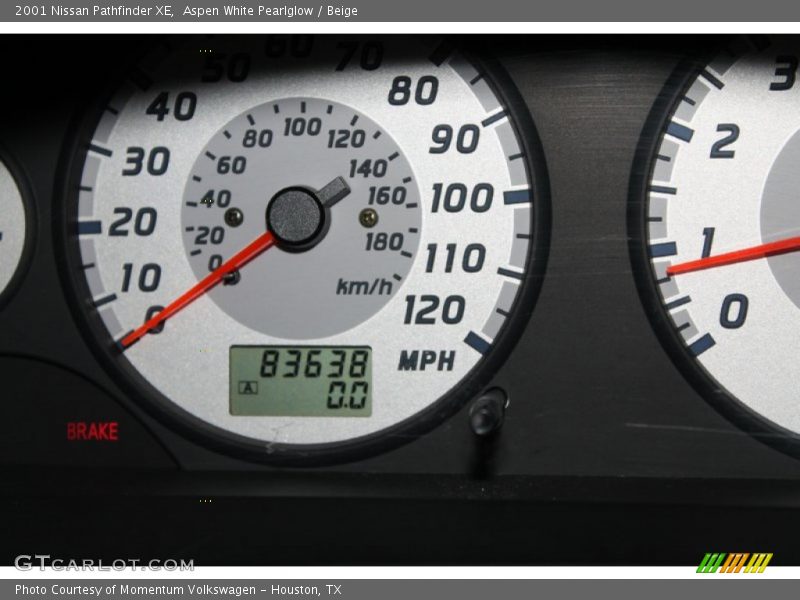 Aspen White Pearlglow / Beige 2001 Nissan Pathfinder XE