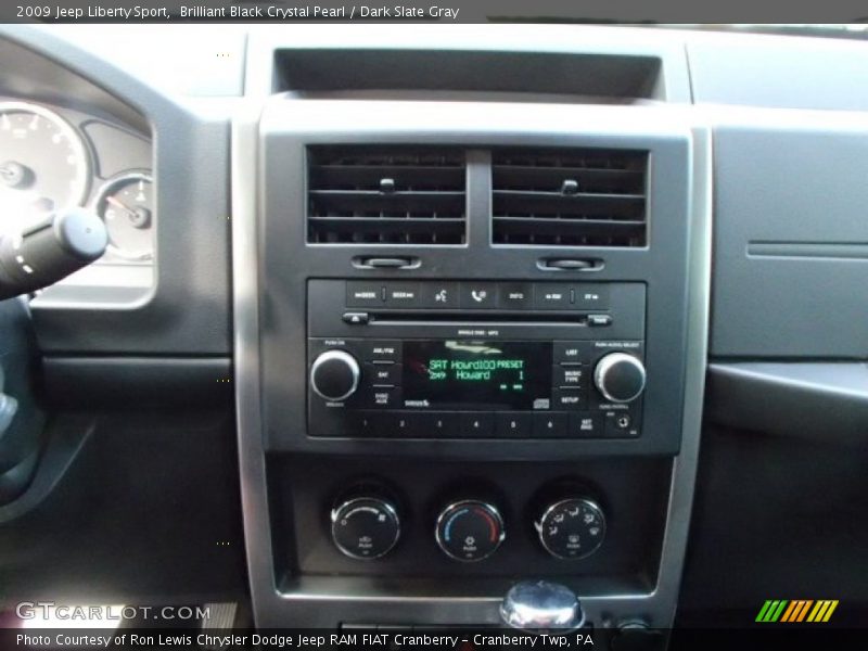 Brilliant Black Crystal Pearl / Dark Slate Gray 2009 Jeep Liberty Sport