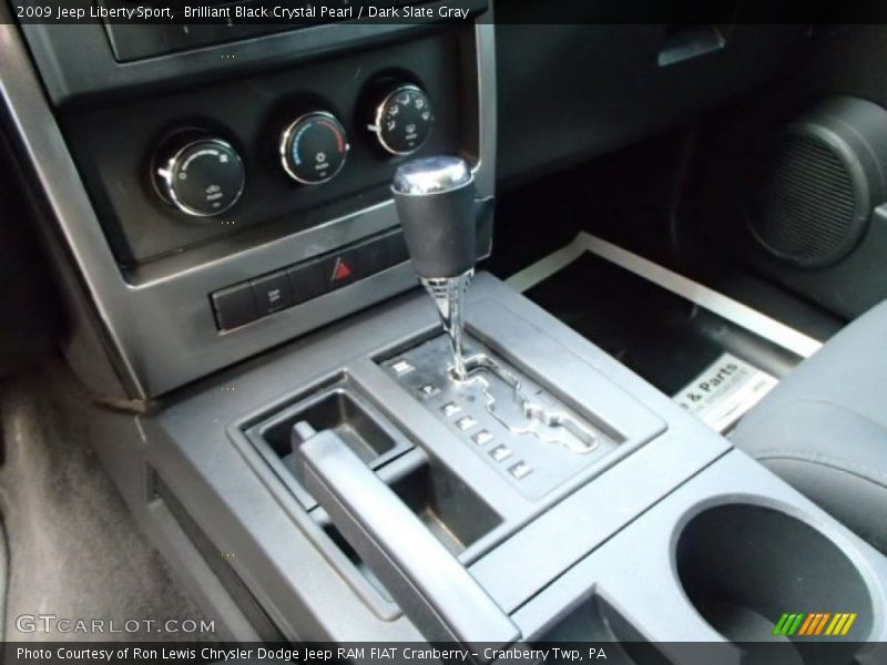 Brilliant Black Crystal Pearl / Dark Slate Gray 2009 Jeep Liberty Sport