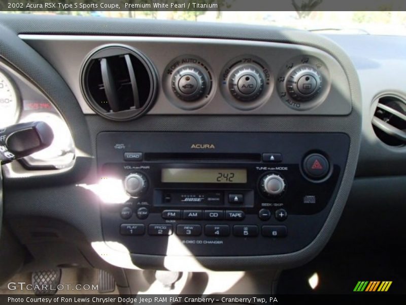 Premium White Pearl / Titanium 2002 Acura RSX Type S Sports Coupe