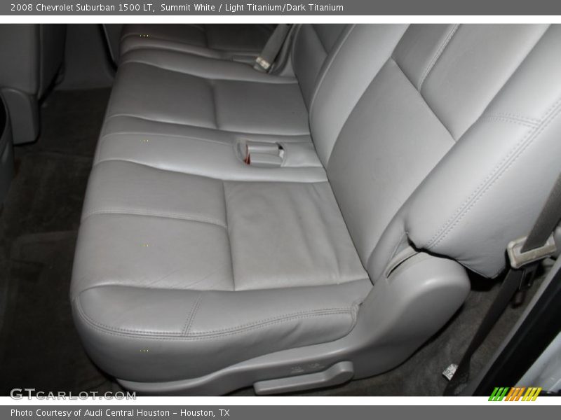 Summit White / Light Titanium/Dark Titanium 2008 Chevrolet Suburban 1500 LT