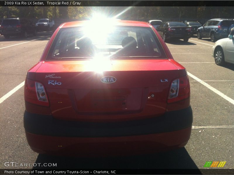 Tropical Red / Gray 2009 Kia Rio LX Sedan