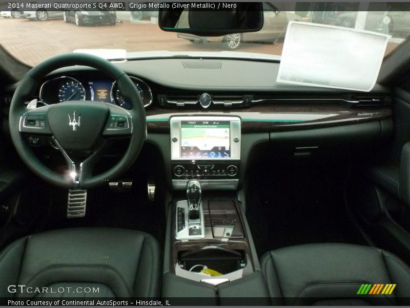 Dashboard of 2014 Quattroporte S Q4 AWD