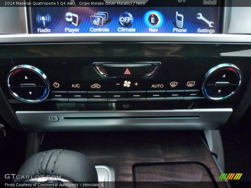 Controls of 2014 Quattroporte S Q4 AWD
