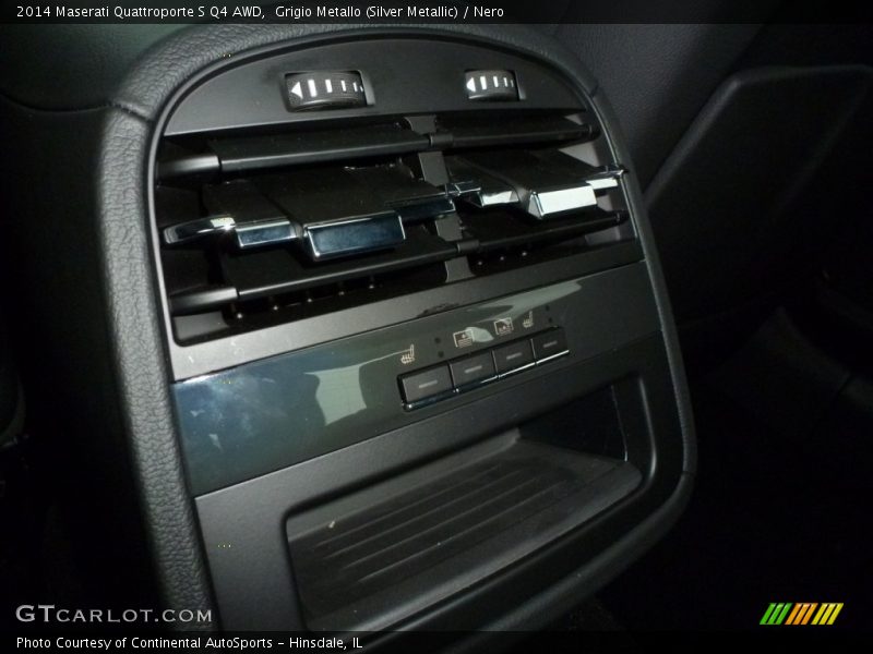 Grigio Metallo (Silver Metallic) / Nero 2014 Maserati Quattroporte S Q4 AWD
