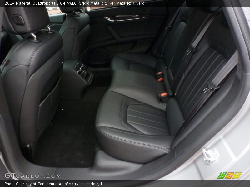 Rear Seat of 2014 Quattroporte S Q4 AWD