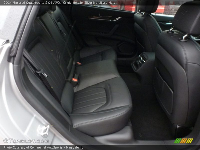 Rear Seat of 2014 Quattroporte S Q4 AWD