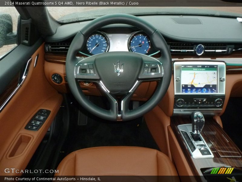 Dashboard of 2014 Quattroporte S Q4 AWD