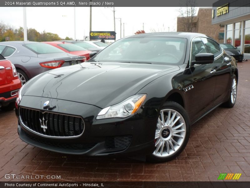 Front 3/4 View of 2014 Quattroporte S Q4 AWD