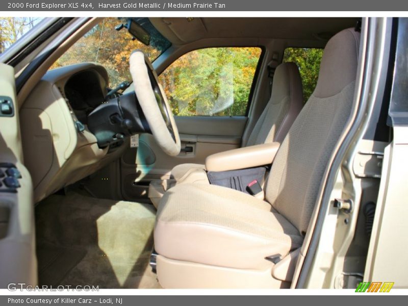 Harvest Gold Metallic / Medium Prairie Tan 2000 Ford Explorer XLS 4x4