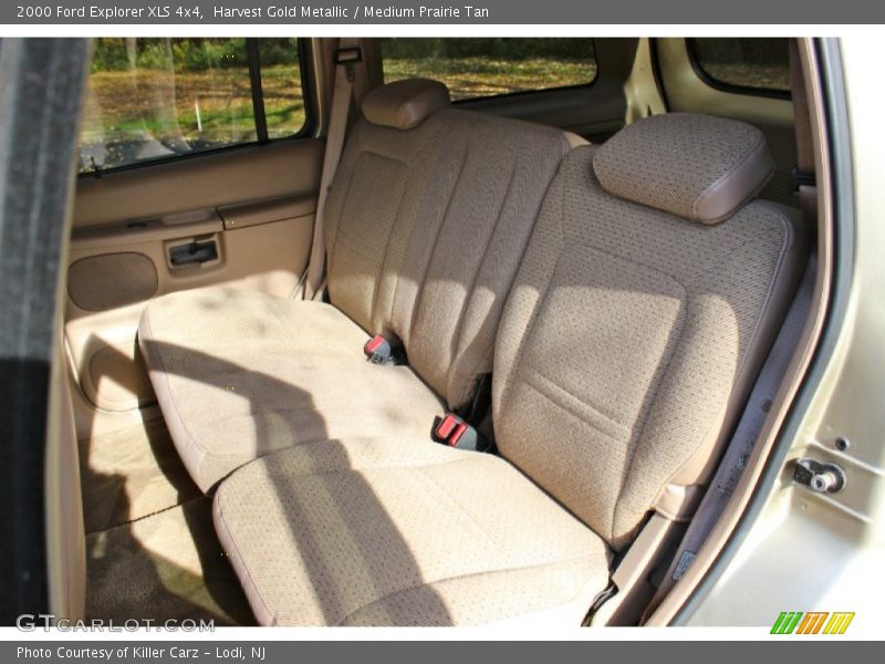 Harvest Gold Metallic / Medium Prairie Tan 2000 Ford Explorer XLS 4x4