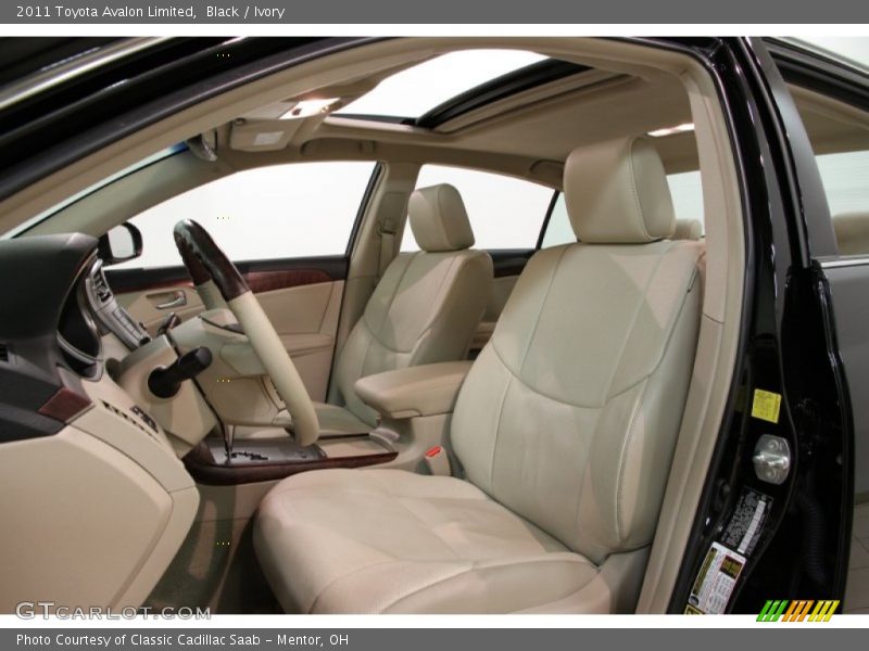 Black / Ivory 2011 Toyota Avalon Limited