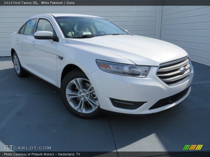 White Platinum / Dune 2014 Ford Taurus SEL