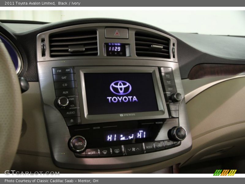 Black / Ivory 2011 Toyota Avalon Limited