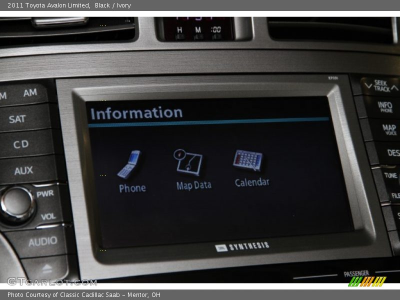 Black / Ivory 2011 Toyota Avalon Limited
