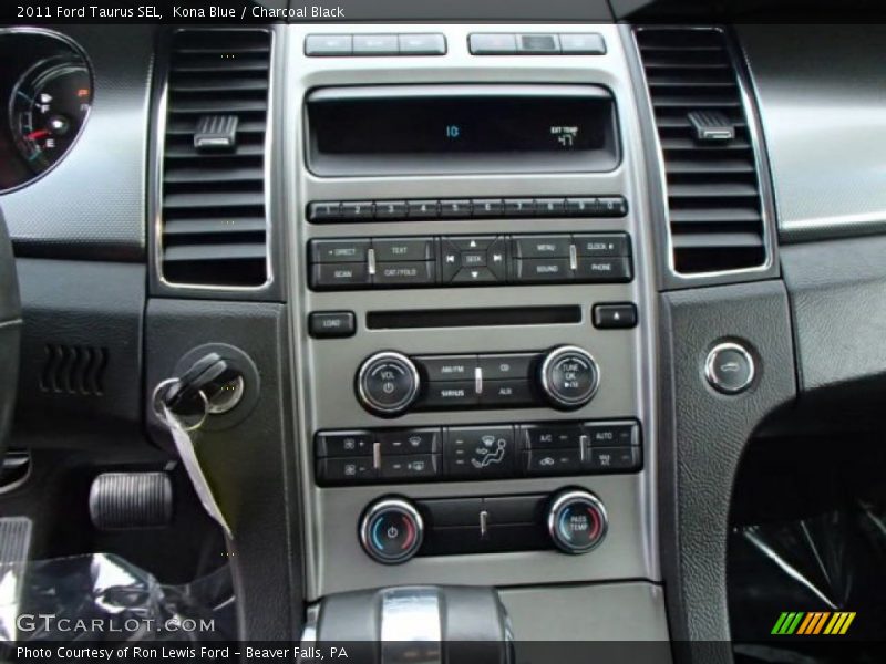 Kona Blue / Charcoal Black 2011 Ford Taurus SEL