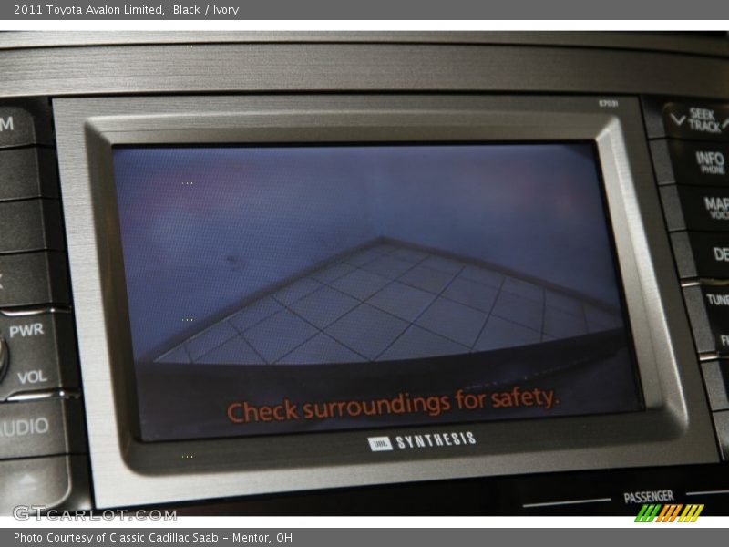 Black / Ivory 2011 Toyota Avalon Limited