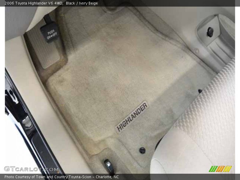 Black / Ivory Beige 2006 Toyota Highlander V6 4WD
